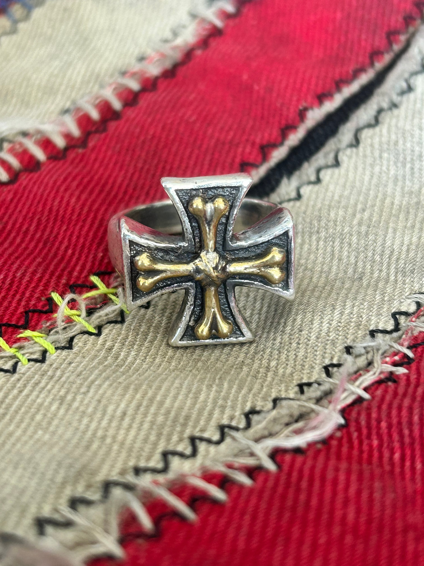 Dirty Iron Bone ring