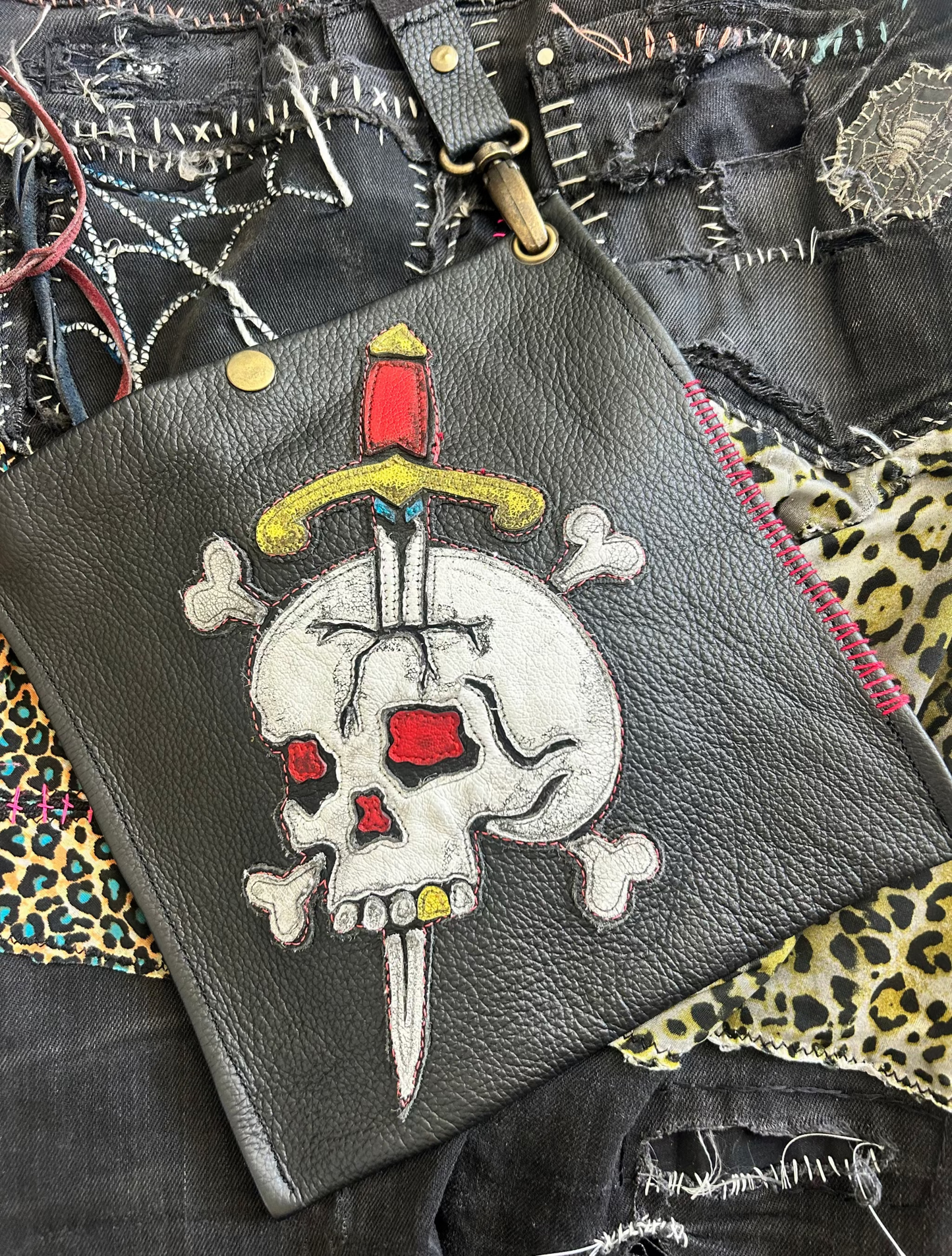 Skull & Dagger leather bag