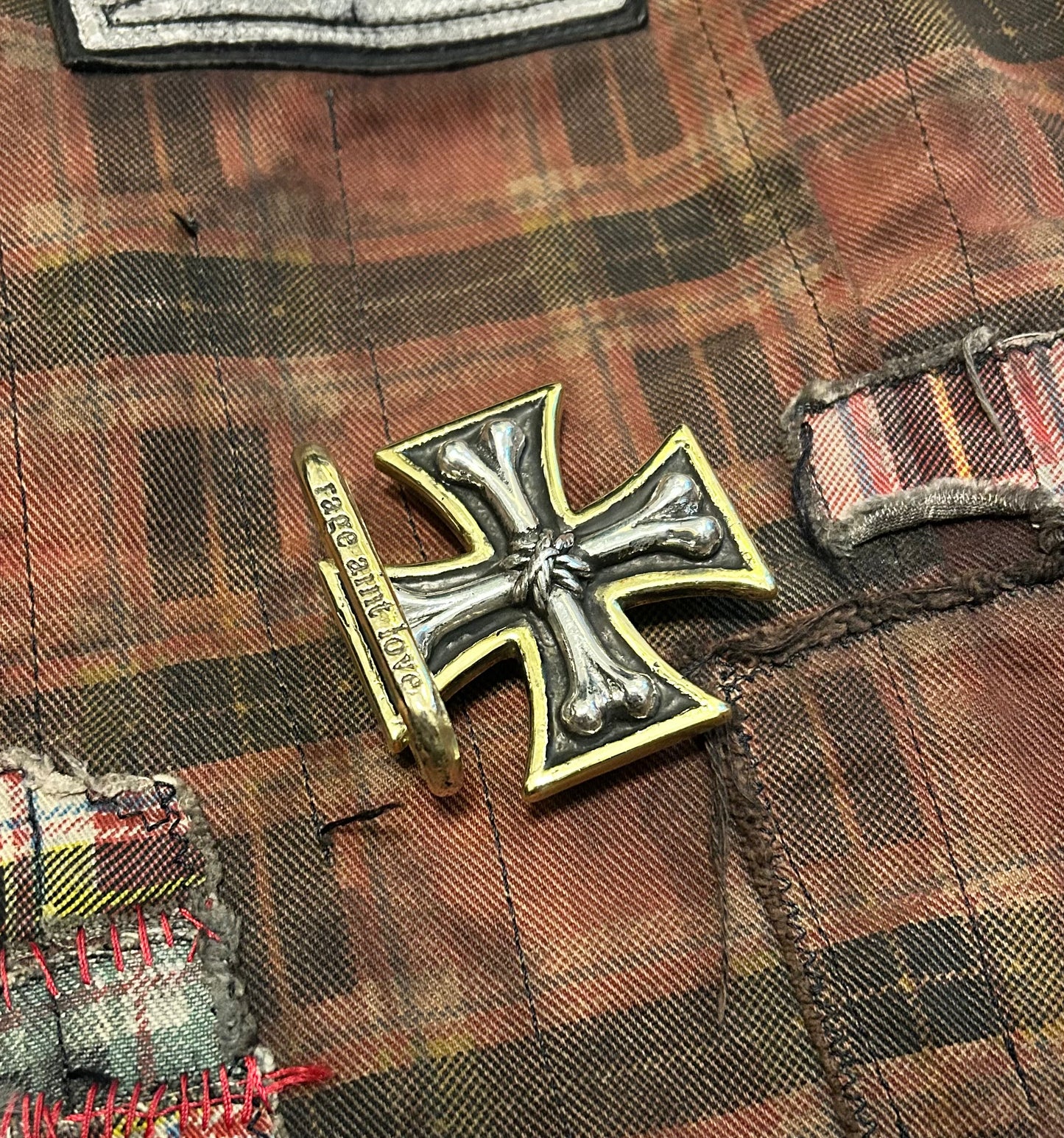 Silver Iron Bones belt buckle