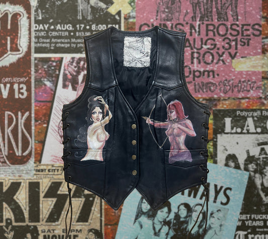 Pin-up leather vest